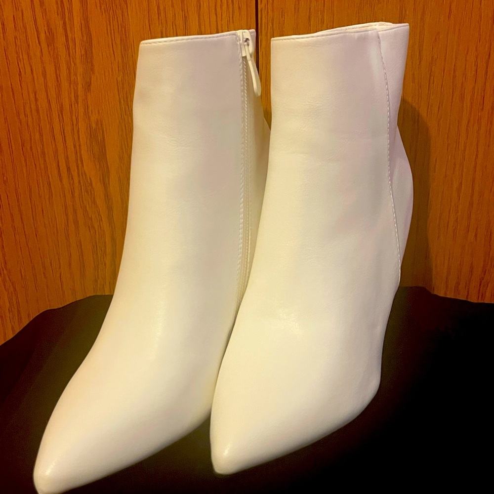 Dream Pairs Women's Chunky High Heel Ankle Booties